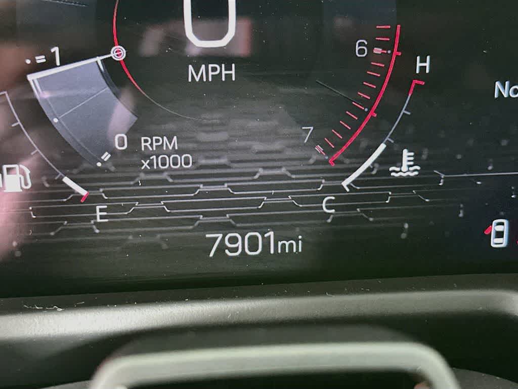 2025 GMC Acadia FWD Denali