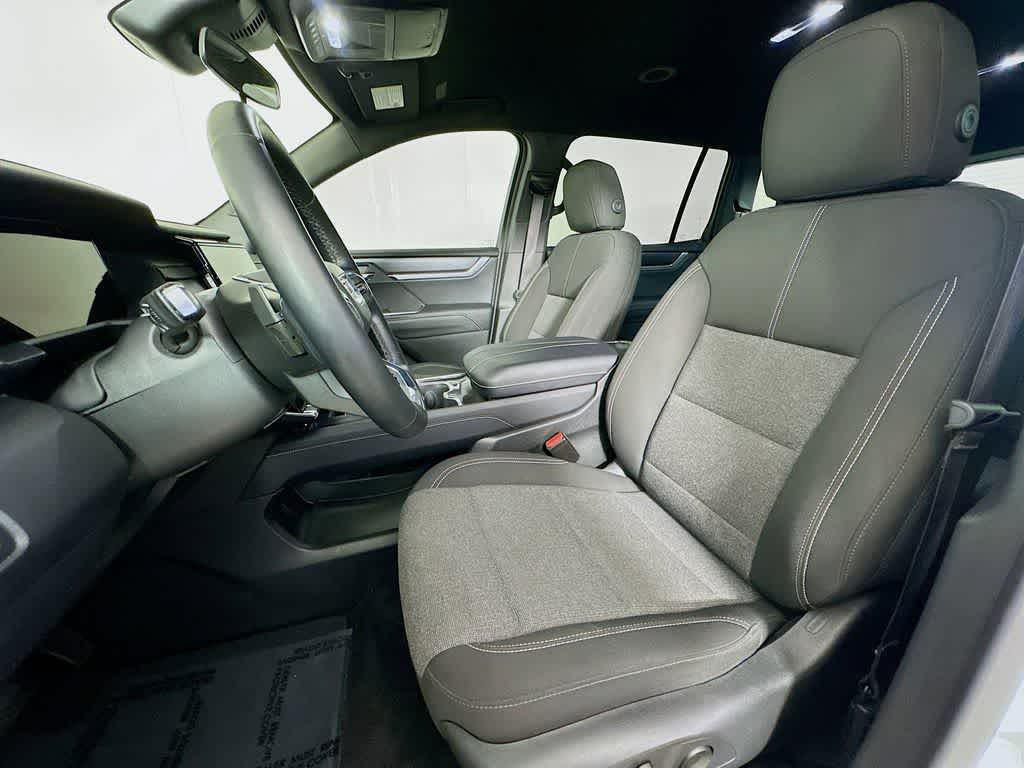 2025 GMC Acadia AWD Elevation