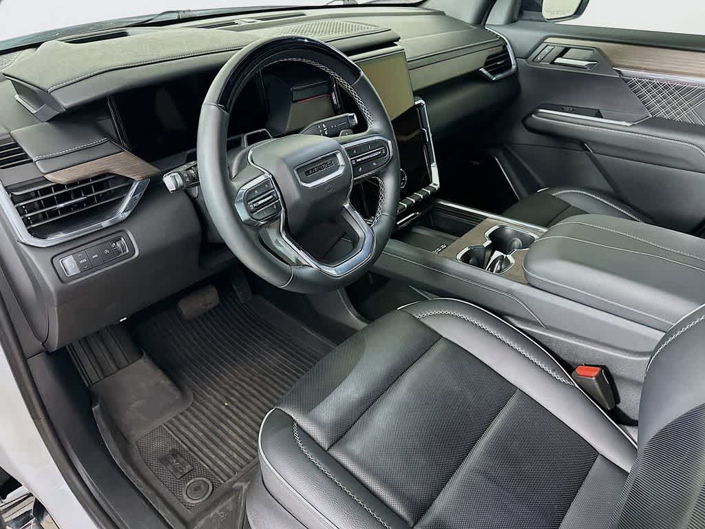 2024 GMC Acadia AWD Denali