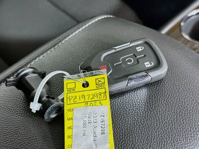 2023 GMC Acadia SLE