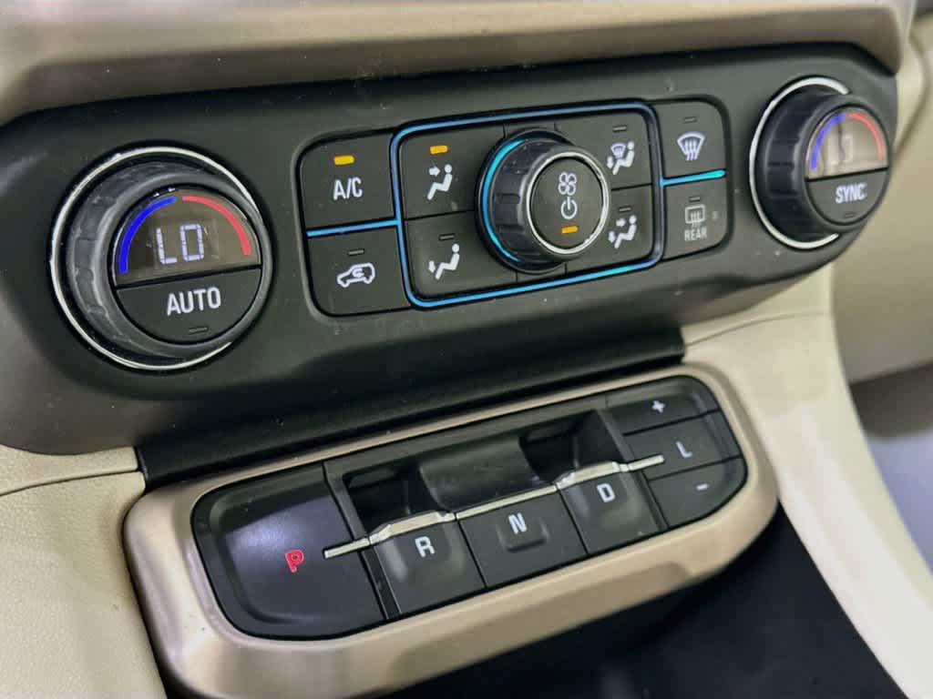 2020 GMC Acadia Denali