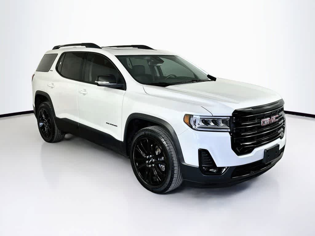 2023 GMC Acadia SLT