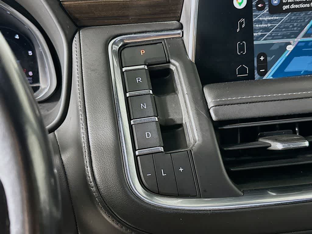 2022 GMC Yukon XL SLE