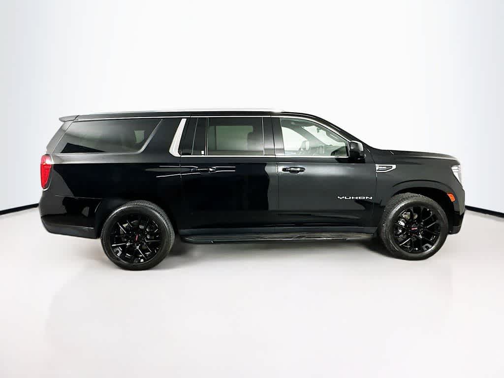 2022 GMC Yukon XL SLE