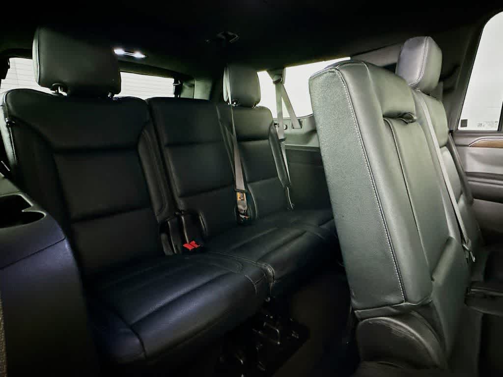 2022 GMC Yukon XL SLE