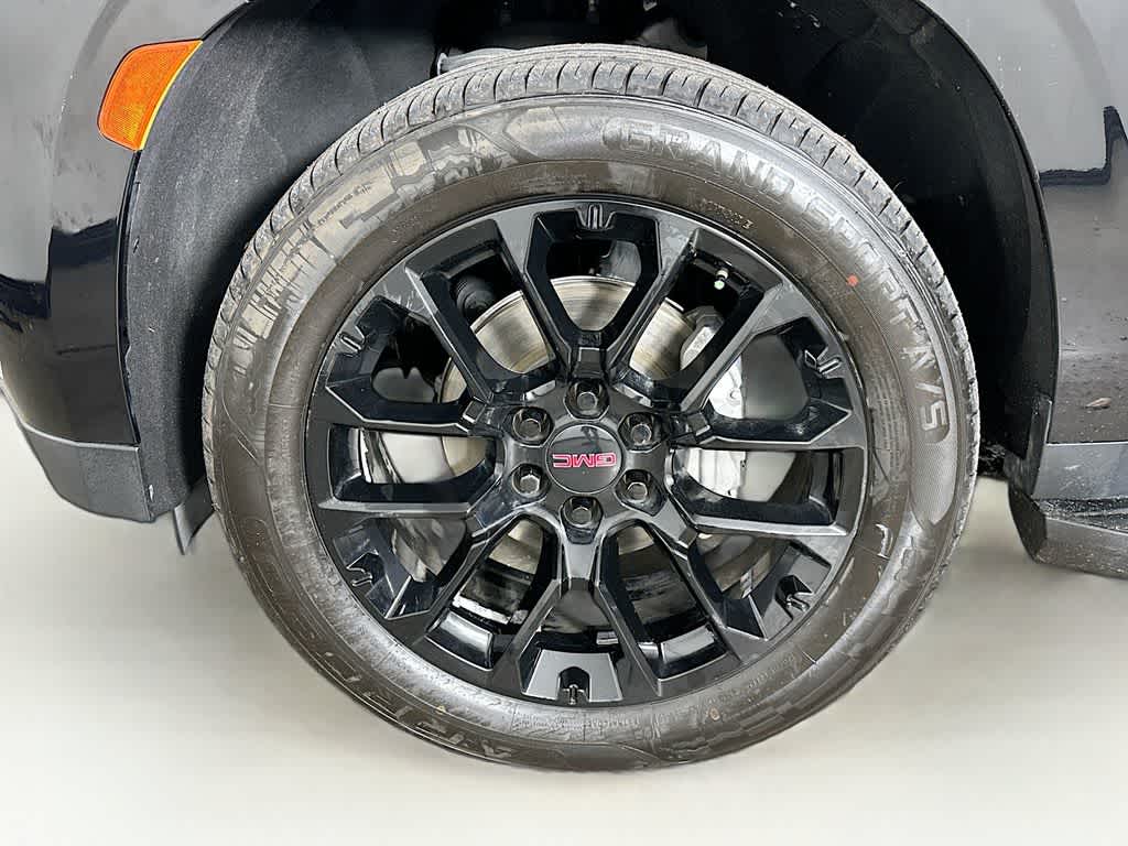 2022 GMC Yukon XL SLE