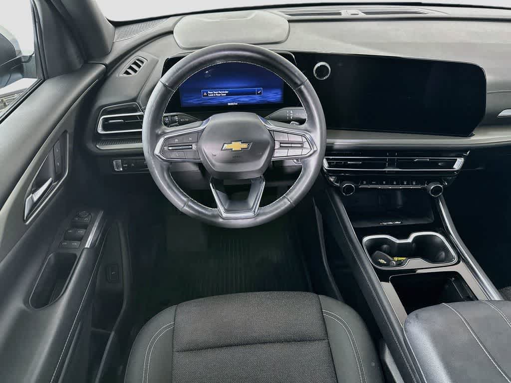 2024 Chevrolet Traverse FWD LT
