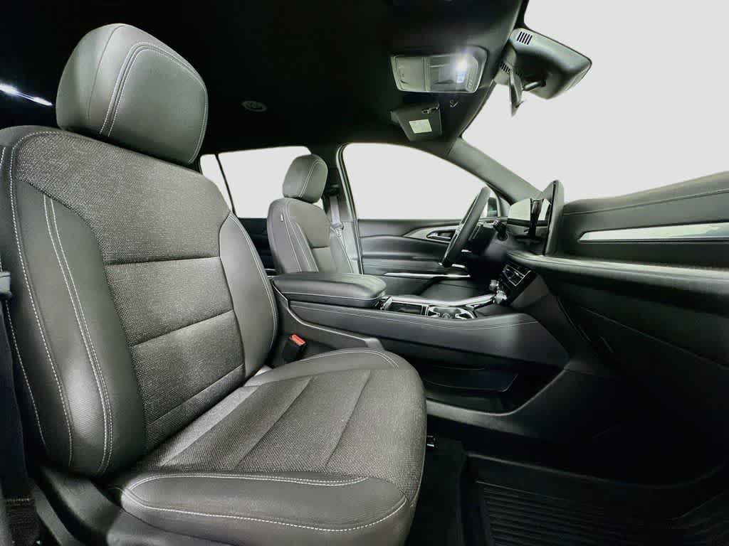 2024 Chevrolet Traverse FWD LT