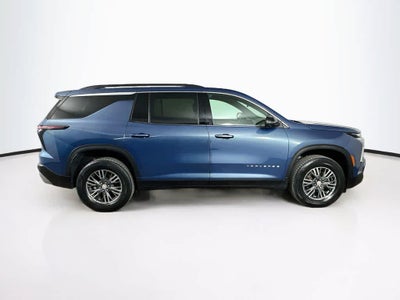 2024 Chevrolet Traverse FWD LT