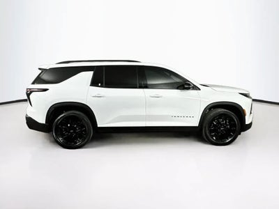 2026 Chevrolet Traverse FWD LT