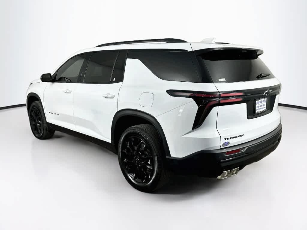 2026 Chevrolet Traverse FWD LT