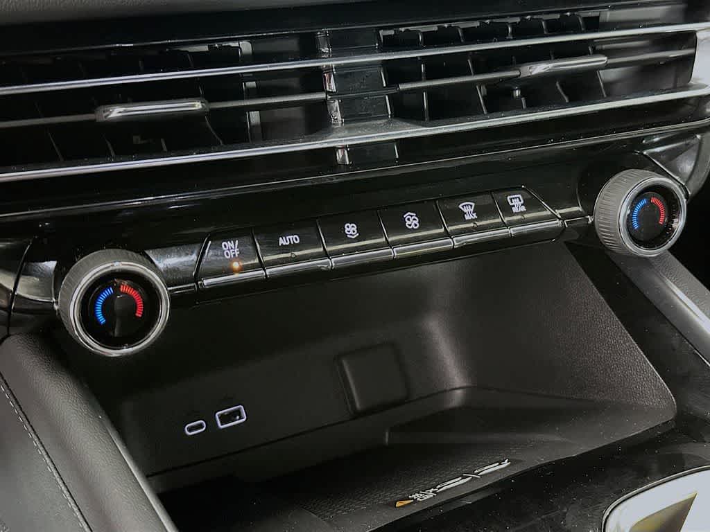 2025 Chevrolet Traverse FWD LT