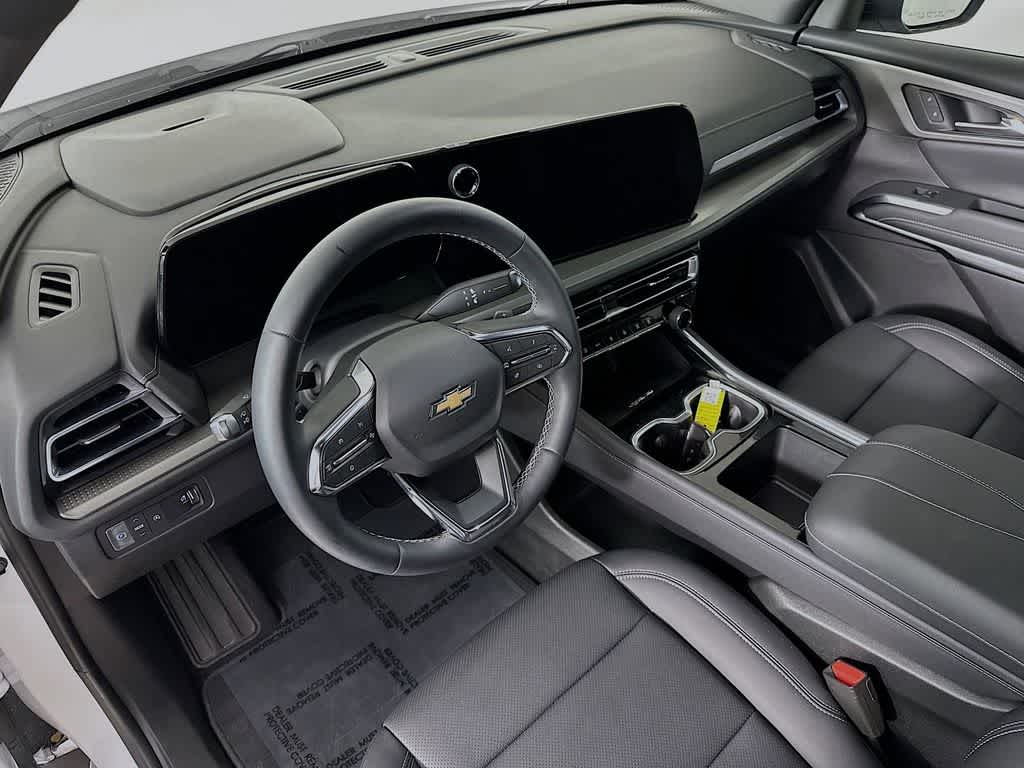 2025 Chevrolet Traverse FWD LT