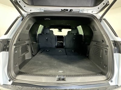 2025 Chevrolet Traverse FWD LT