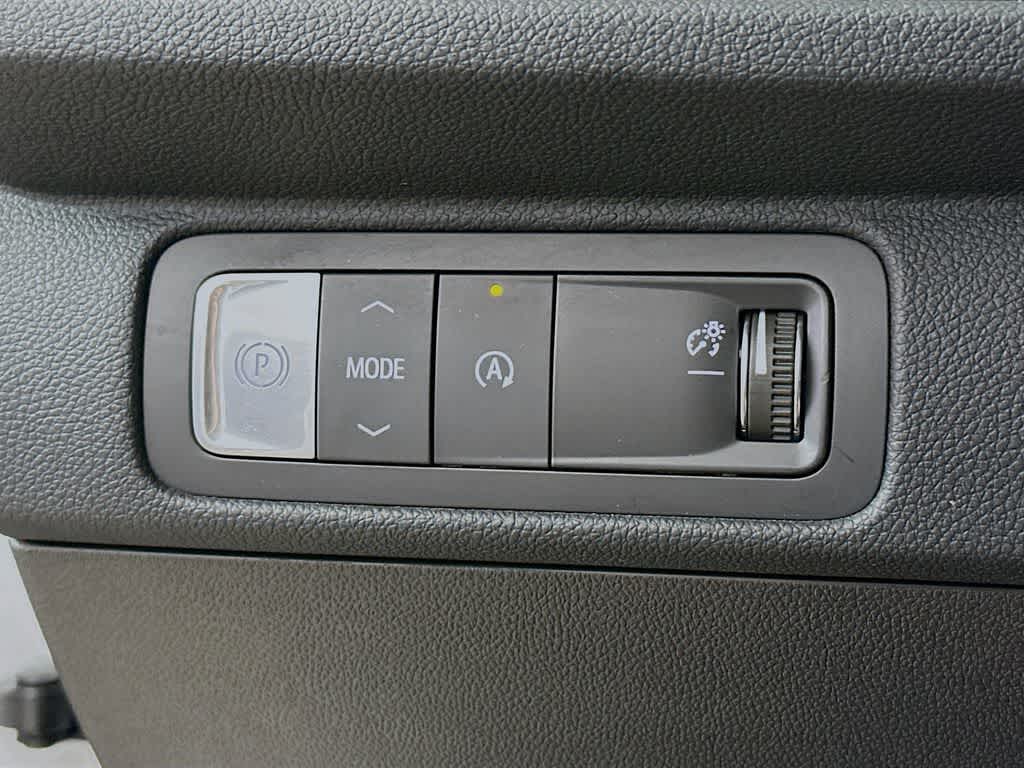 2025 Chevrolet Traverse FWD LT