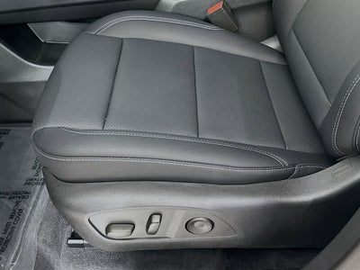 2025 Chevrolet Traverse FWD LT