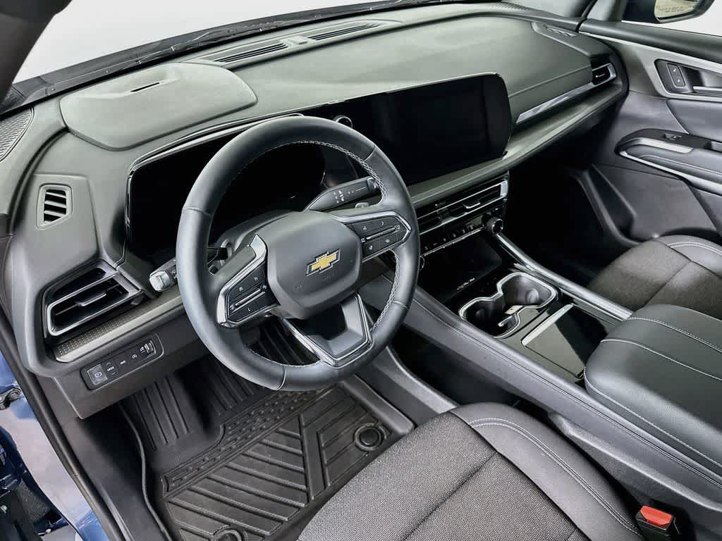 2024 Chevrolet Traverse AWD LT