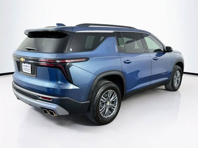 2024 Chevrolet Traverse AWD LT