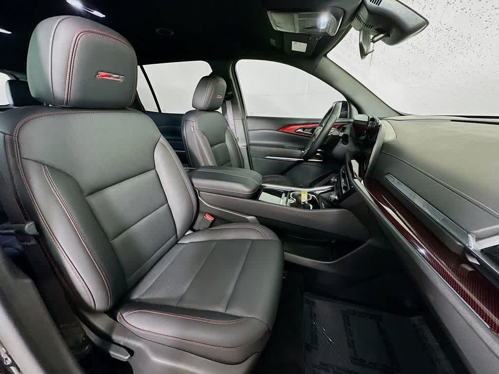 2025 Chevrolet Traverse AWD Z71