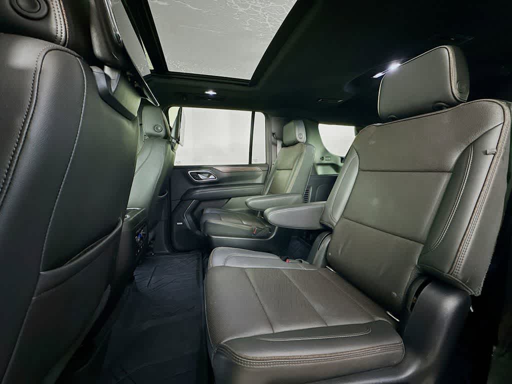 2021 Chevrolet Suburban High Country