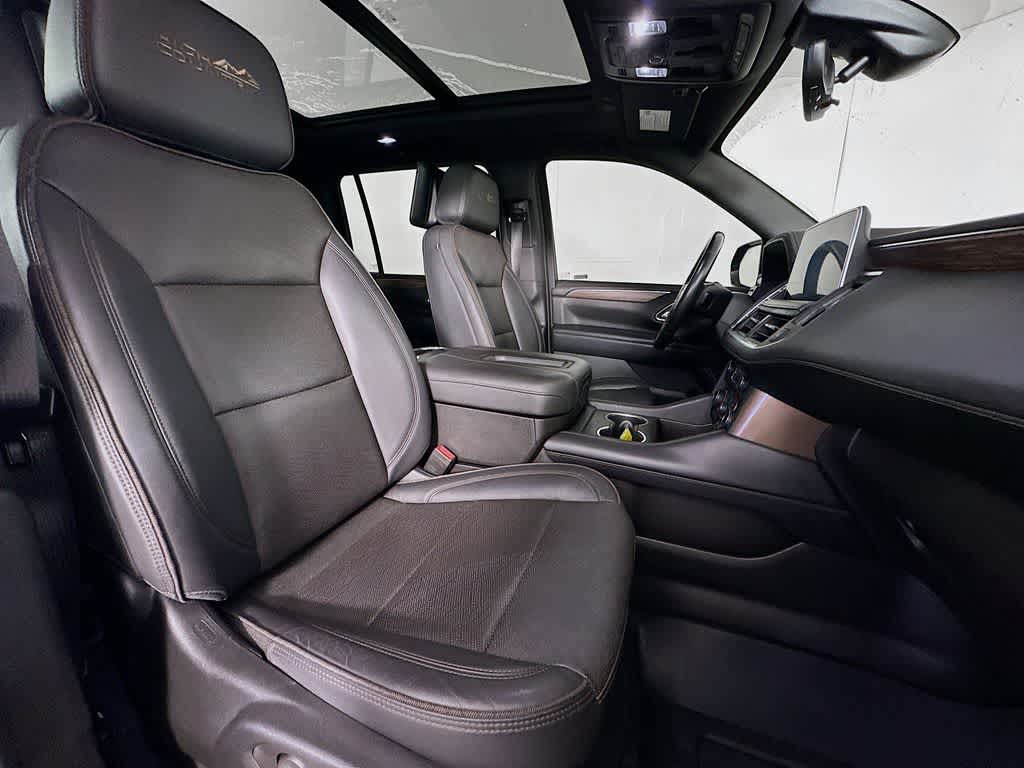 2021 Chevrolet Suburban High Country