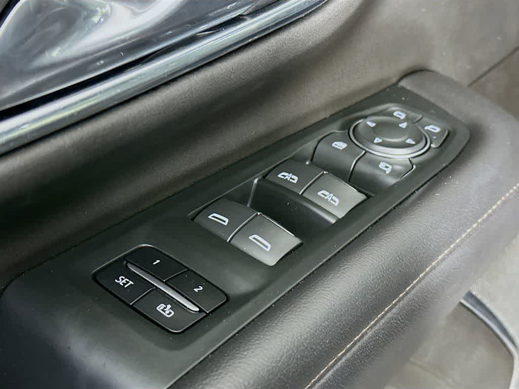 2021 Chevrolet Suburban High Country