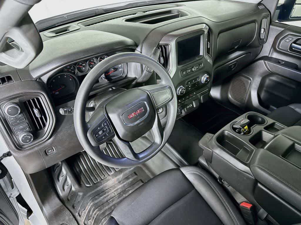 2024 GMC Sierra 2500HD Pro
