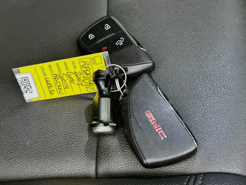 2024 GMC Sierra 2500HD Pro