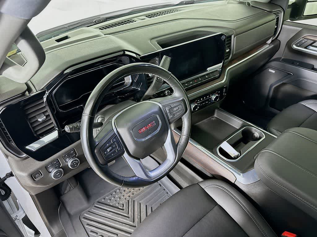 2024 GMC Sierra 2500HD SLT