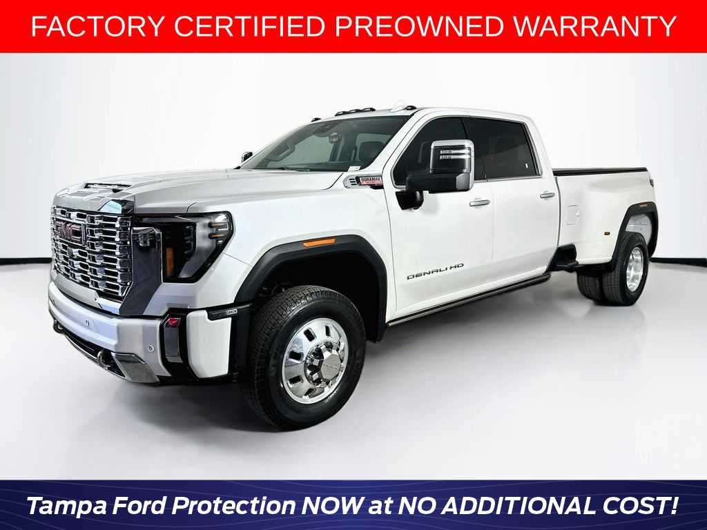 2024 GMC Sierra 4WD Crew Cab Long Box DRW Denali's photo