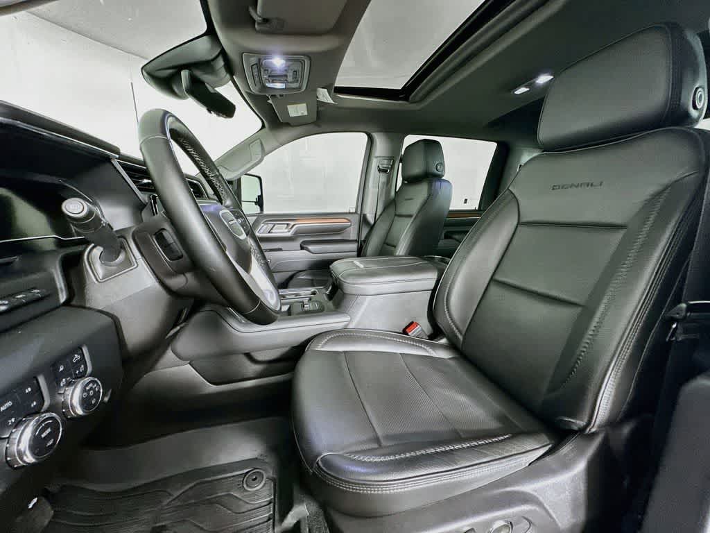 2024 GMC Sierra 3500HD Denali