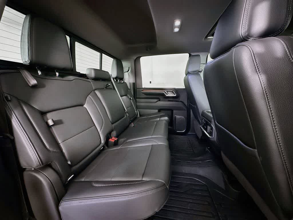 2024 GMC Sierra 3500HD Denali