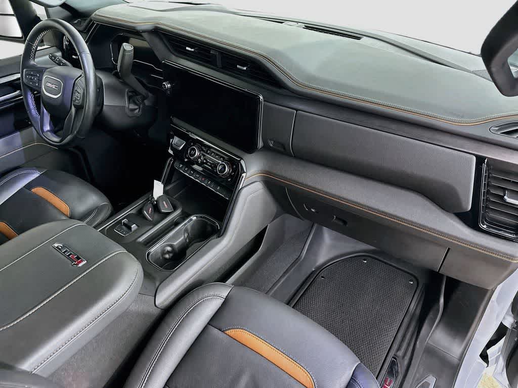 2025 GMC Sierra 2500HD AT4