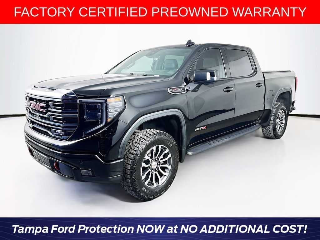 2023 GMC Sierra 1500 AT4