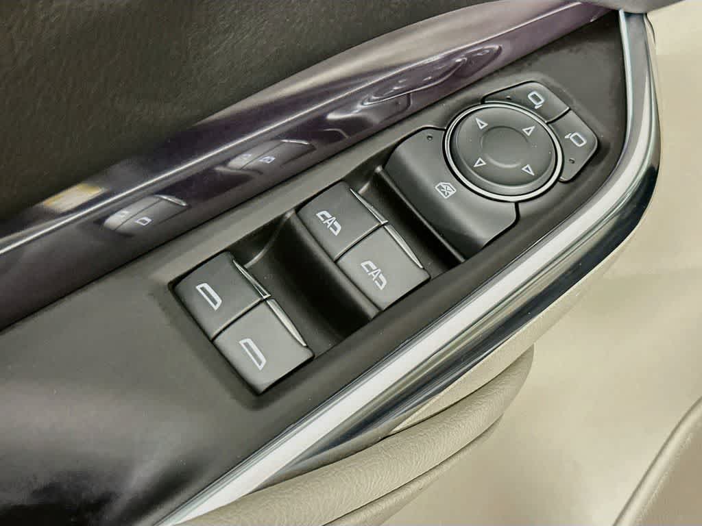 2023 Cadillac XT4 FWD Luxury
