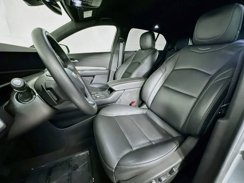 2025 Cadillac XT4 FWD Premium Luxury