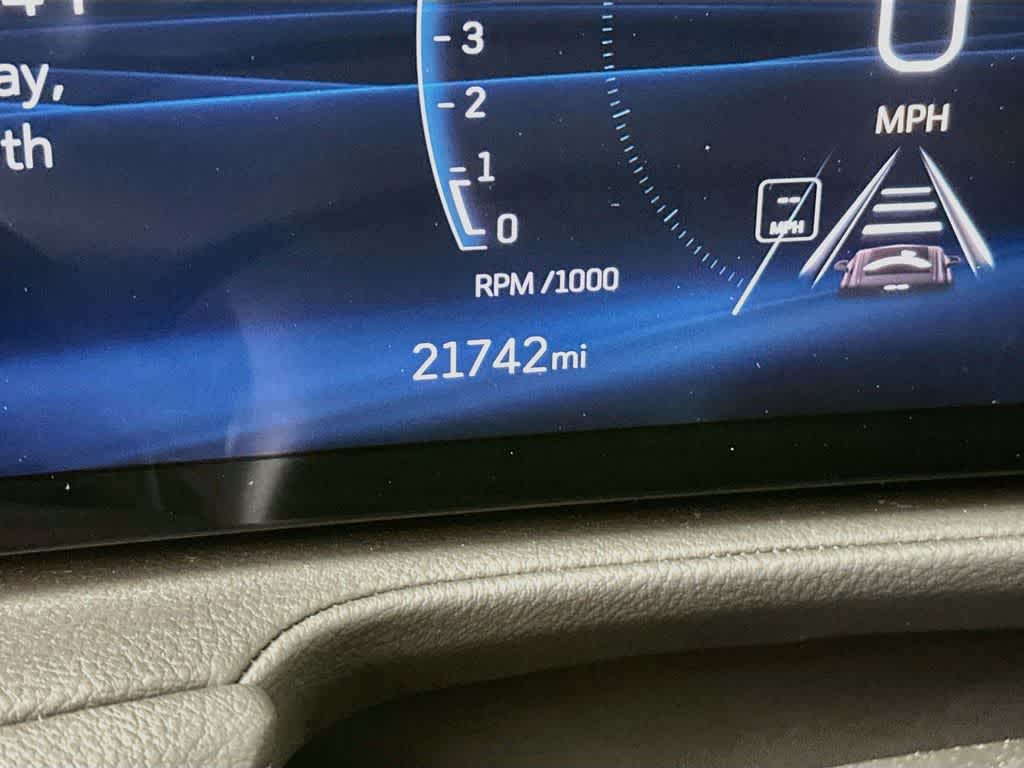 2025 Cadillac XT4 FWD Premium Luxury