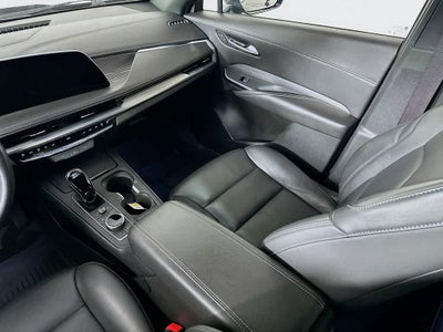 2024 Cadillac XT4 FWD Premium Luxury