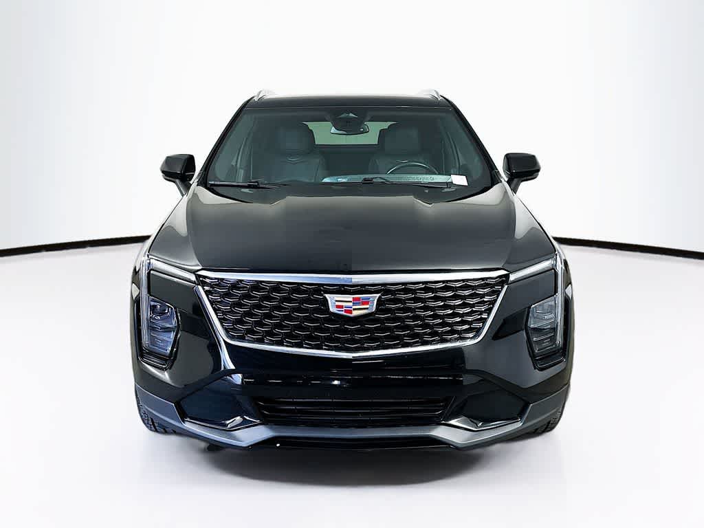 2024 Cadillac XT4 FWD Premium Luxury