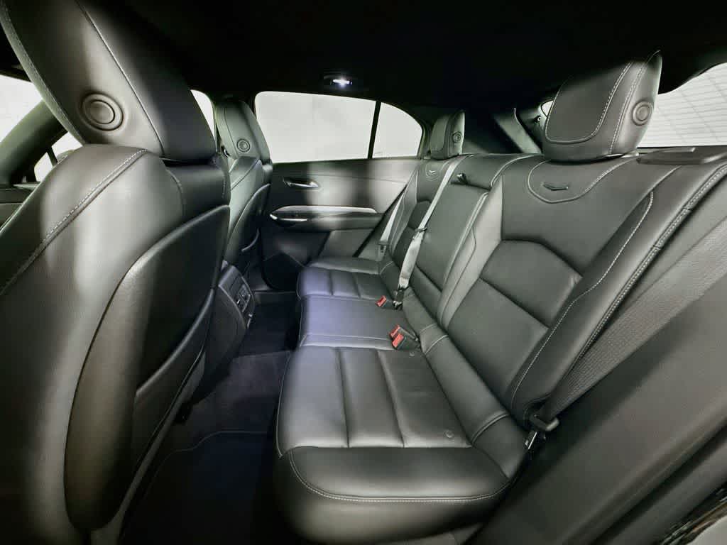 2025 Cadillac XT4 FWD Premium Luxury