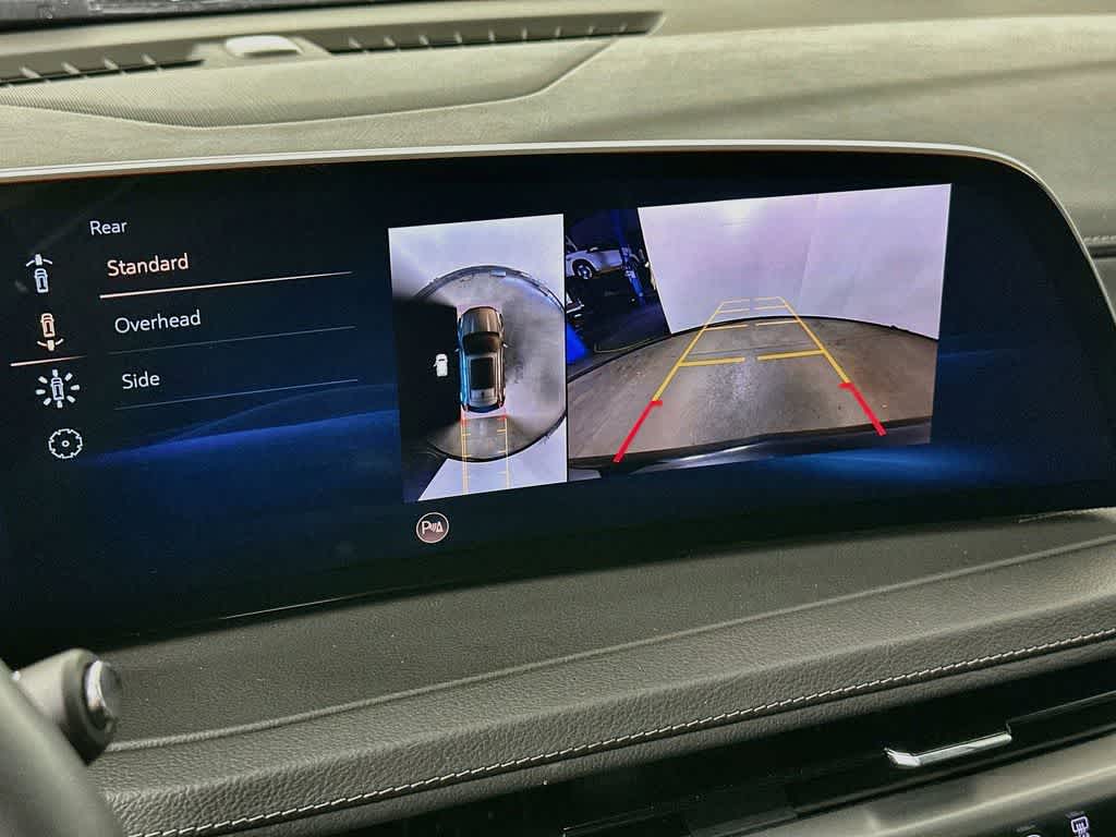 2025 Cadillac XT4 FWD Premium Luxury