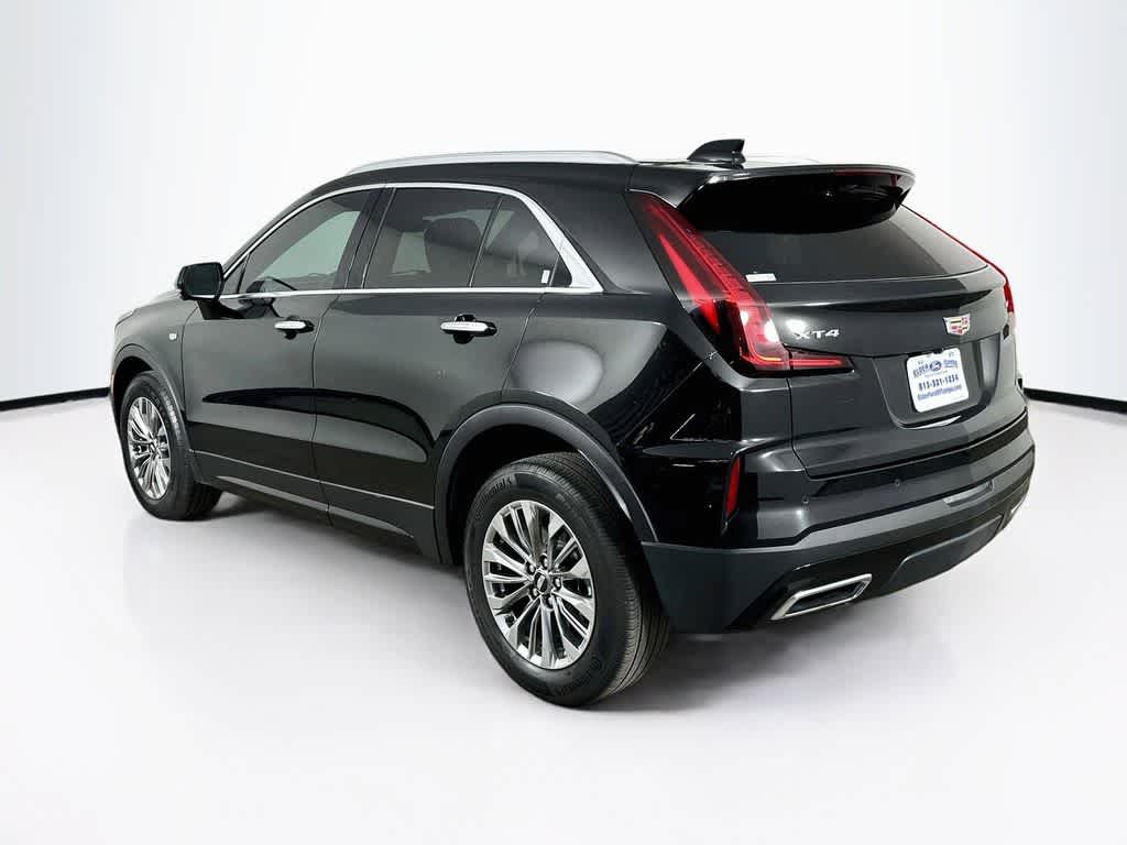 2025 Cadillac XT4 FWD Premium Luxury