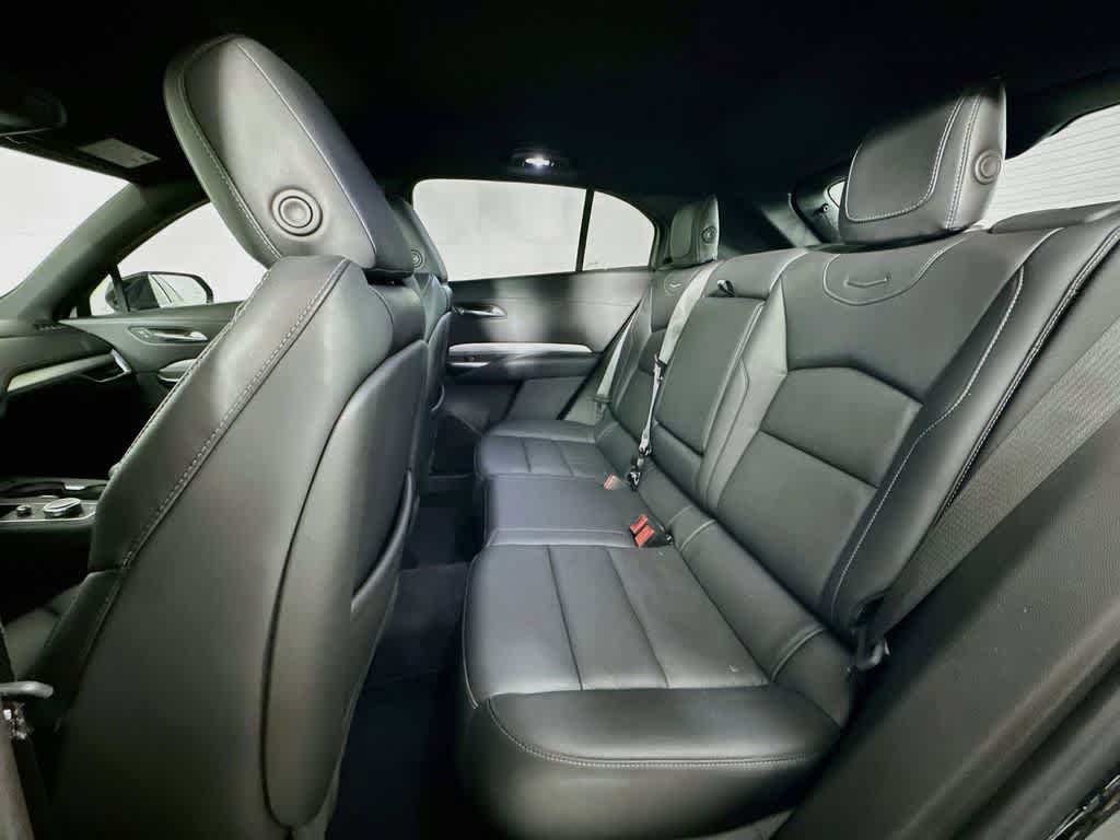 2023 Cadillac XT4 FWD Premium Luxury