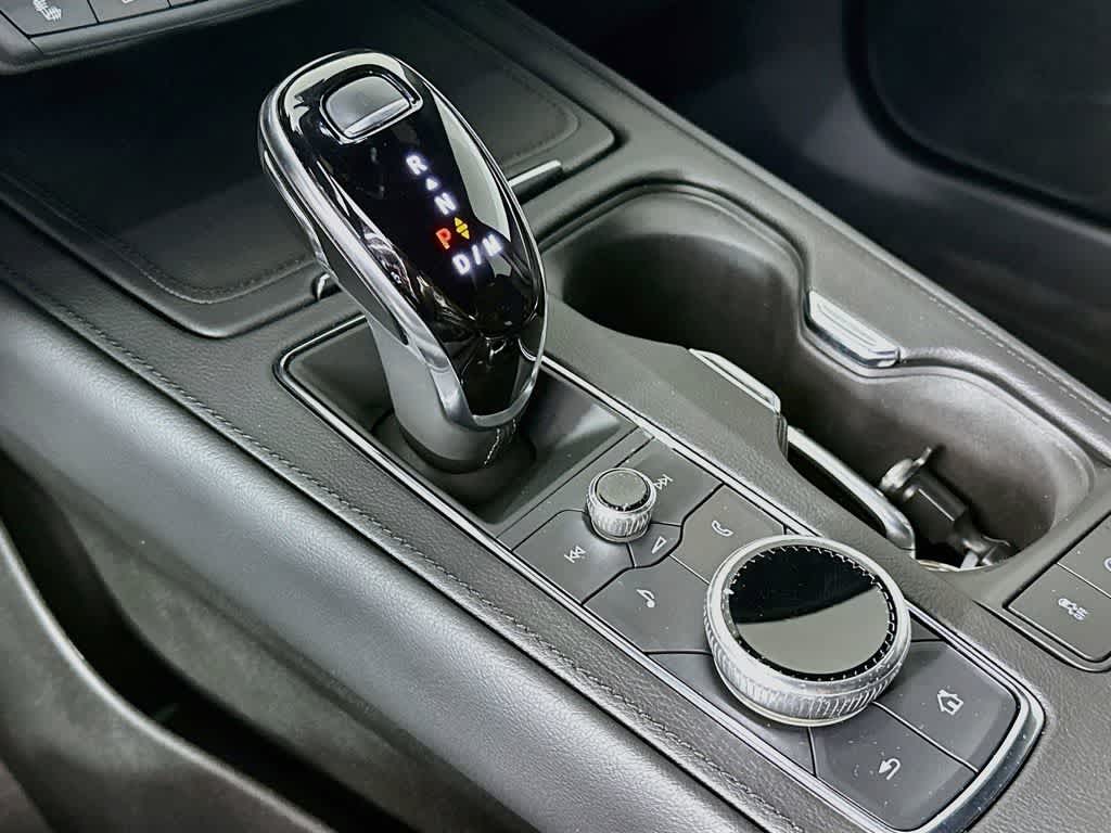 2023 Cadillac XT4 FWD Premium Luxury