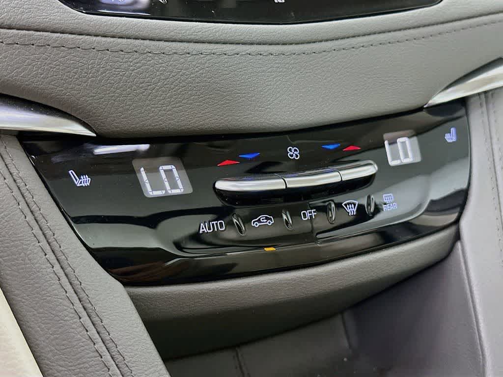 2021 Cadillac XT5 FWD Premium Luxury