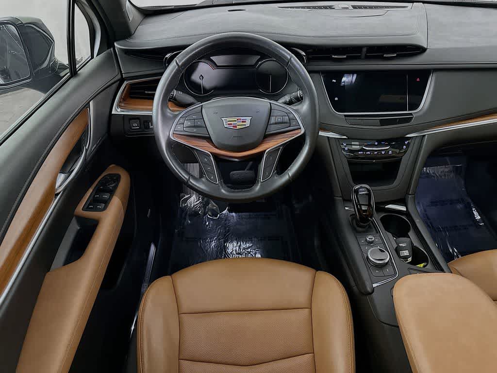 2022 Cadillac XT5 FWD Premium Luxury