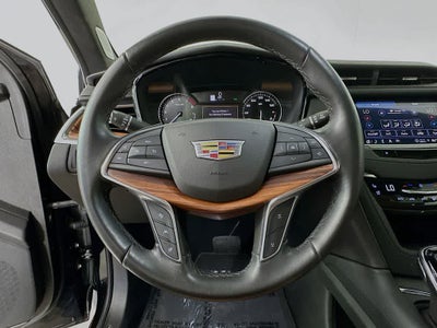 2022 Cadillac XT5 FWD Premium Luxury