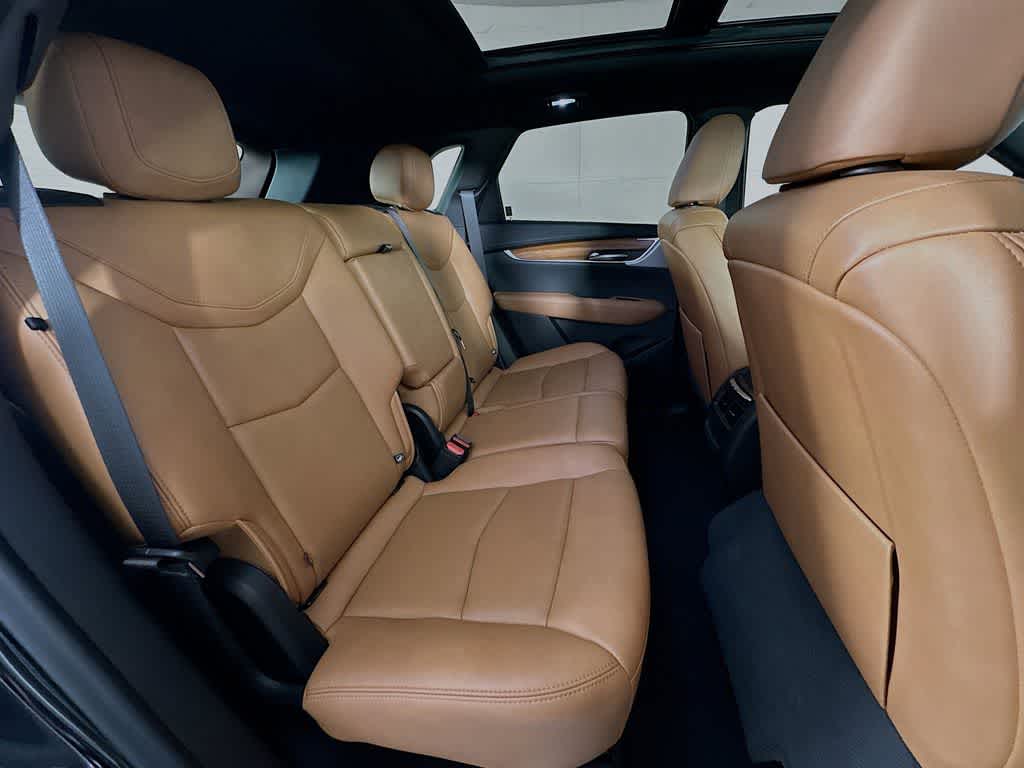 2022 Cadillac XT5 FWD Premium Luxury