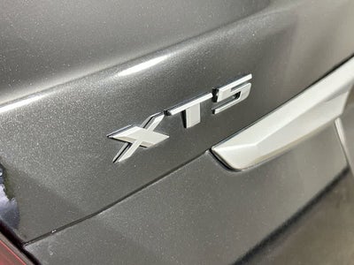 2022 Cadillac XT5 FWD Premium Luxury