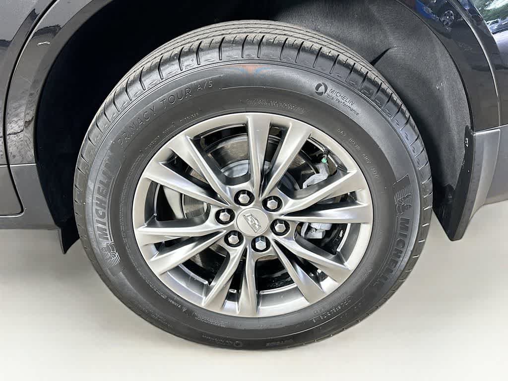 2022 Cadillac XT5 FWD Premium Luxury